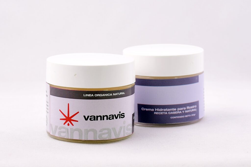 Imagen de presentación de crema hidratante para rostro de la marca Vannavis